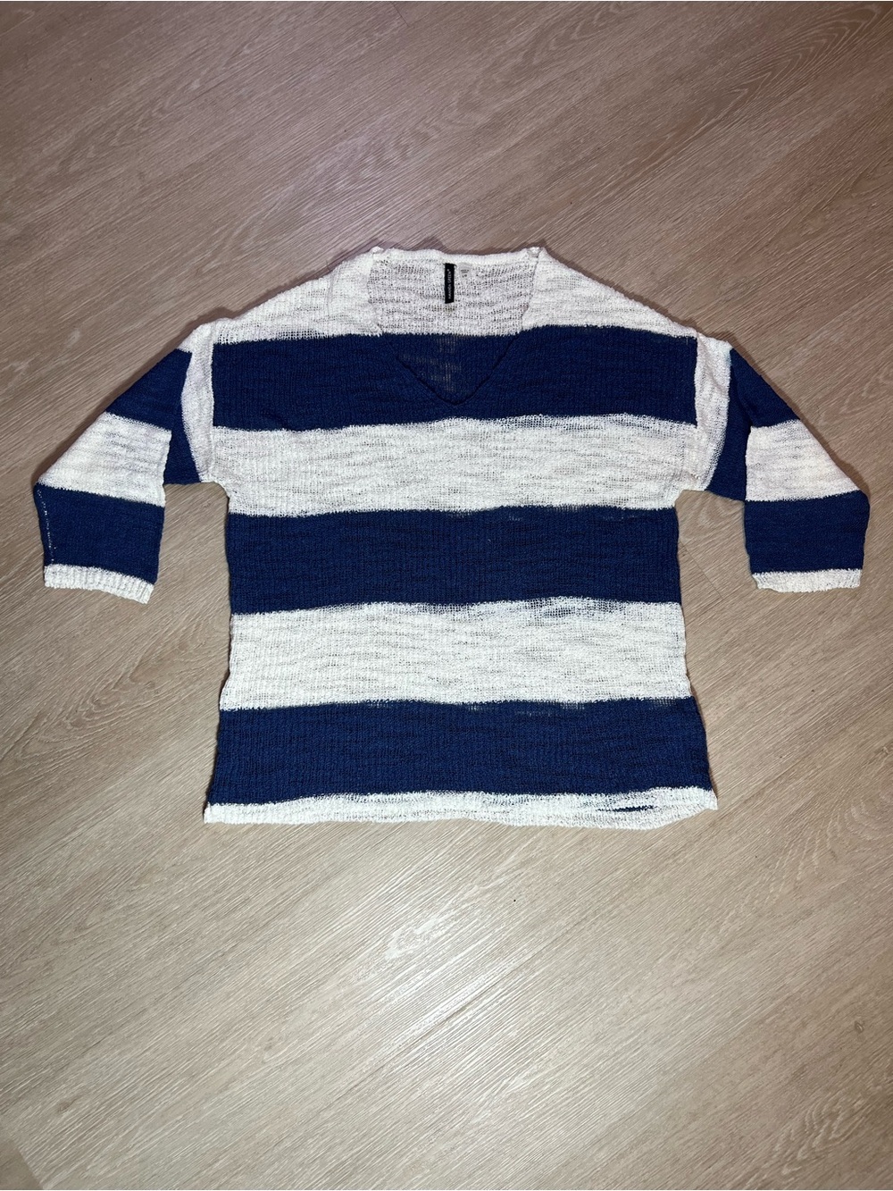 Striped V-Neck Summer Beach Cover Up Sweater Navy and White Women’s Size Large